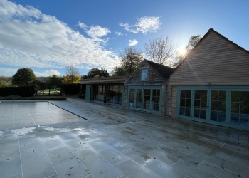 Exploring Top Summer 2023 Colour Trends for Painting & Decorating